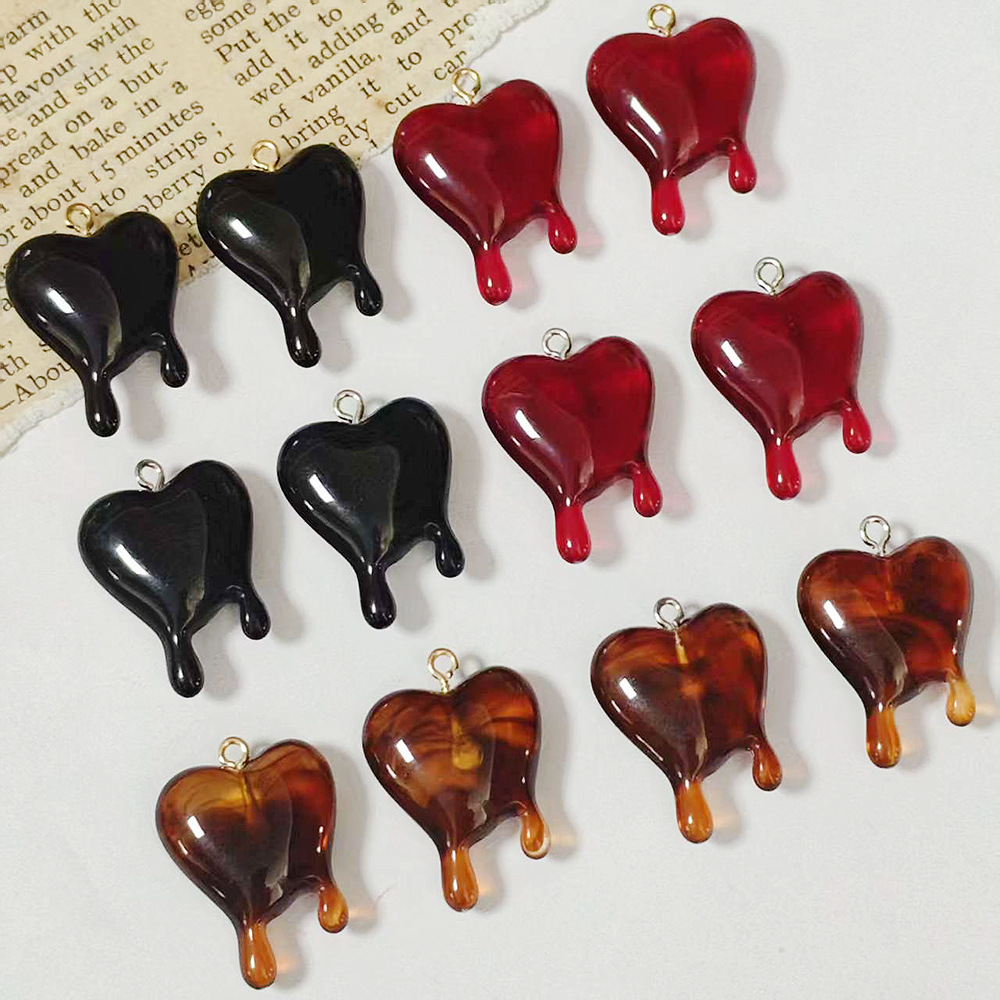 Resin Art Keychain - 10pcs 드롭 블러드 하트 모양의 수지