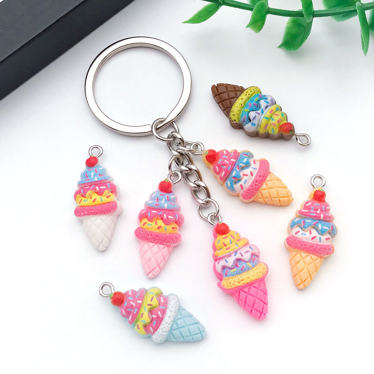 5/12개 수지 딸기 아이스크림 펜던트 세트 - 수제  - Resin Art Keychain 리뷰 및 가격